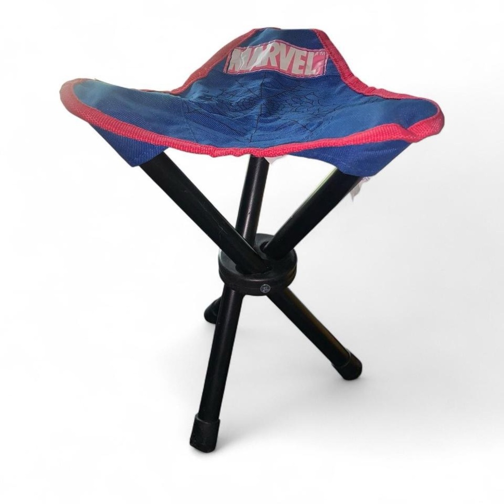 Marvel Blue and Red Foldable Tripod Stool